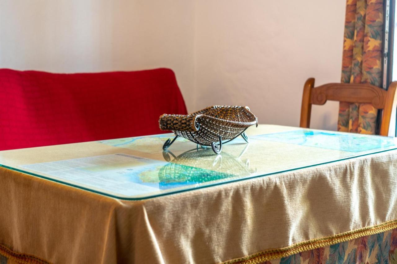 Casa Pepa Apartment โกนิล เด ลาฟรอนเตรา ภายนอก รูปภาพ