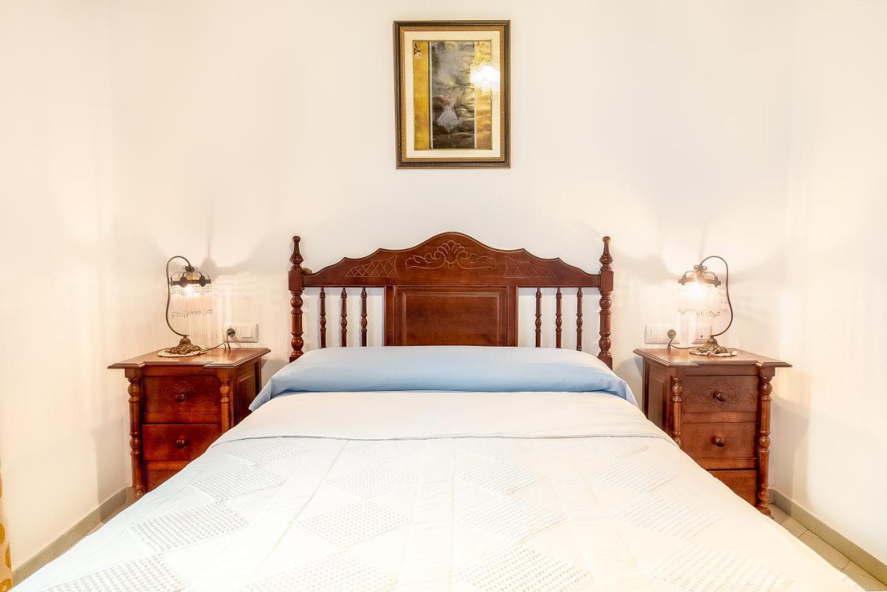 Casa Pepa Apartment โกนิล เด ลาฟรอนเตรา ภายนอก รูปภาพ